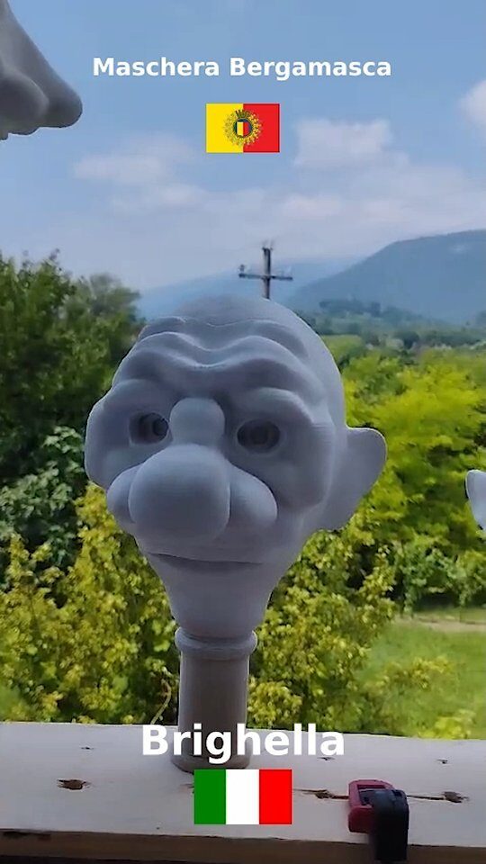 Instagram post from oiboteatro. This post is in position 5.